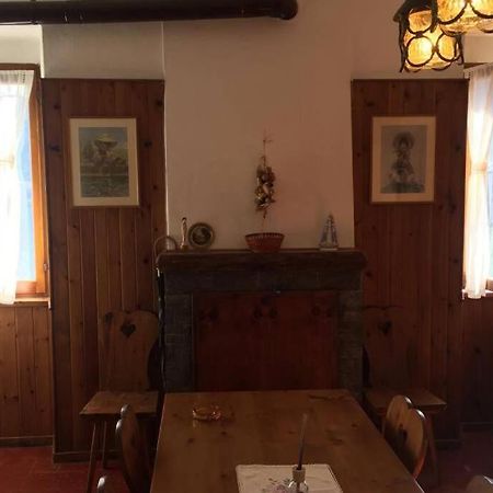 Nel Set Di Piccolo Mondo Antico Villa Viola Valsolda Exteriör bild
