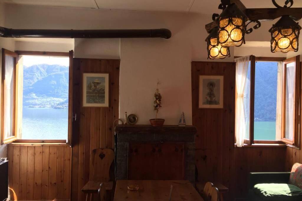 Nel Set Di Piccolo Mondo Antico Villa Viola Valsolda Exteriör bild