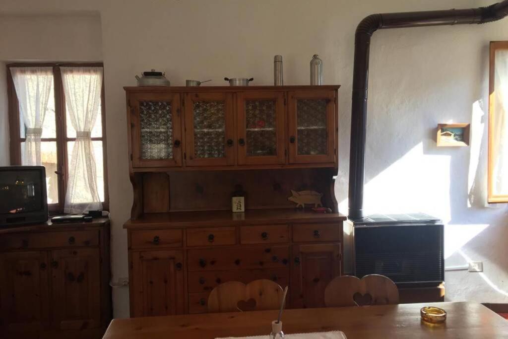Nel Set Di Piccolo Mondo Antico Villa Viola Valsolda Exteriör bild