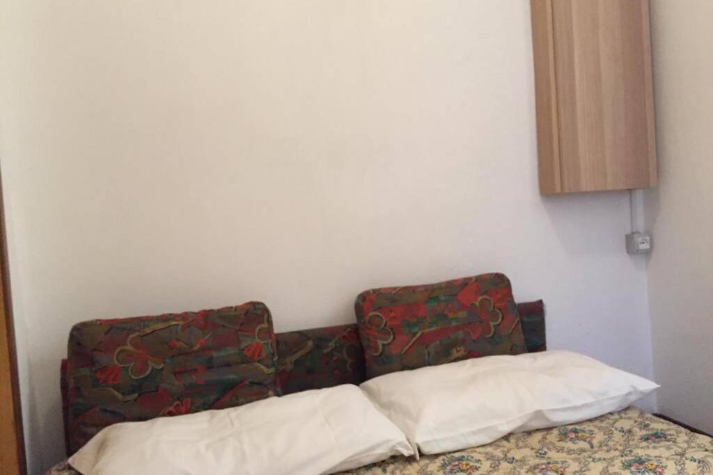 Nel Set Di Piccolo Mondo Antico Villa Viola Valsolda Exteriör bild